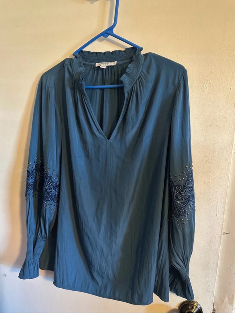 Chico's Teal Blue Embroidered V-Neck Tunic Top